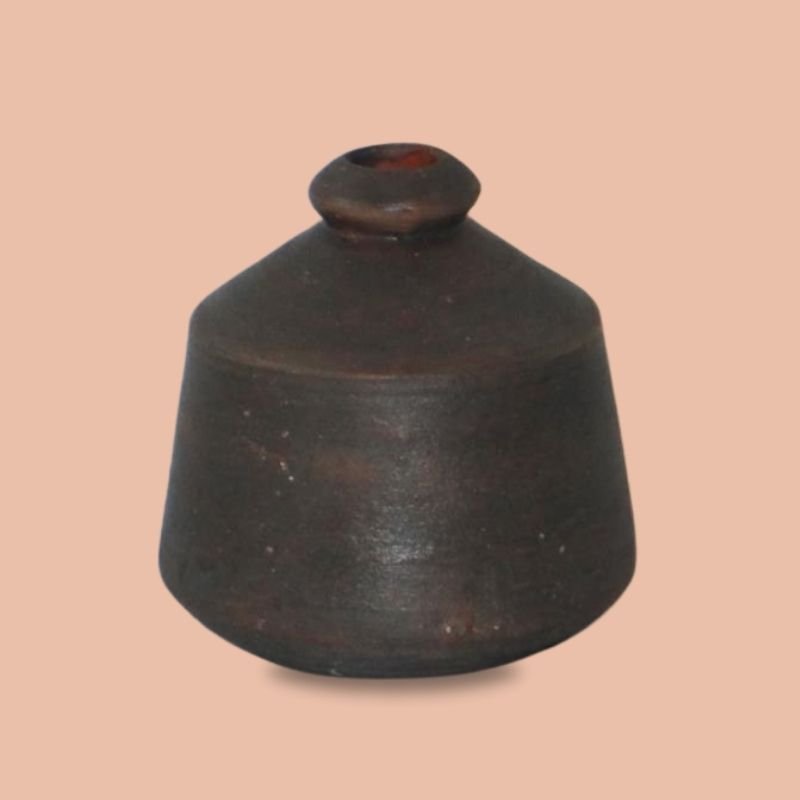 51-1.jpg Terracotta Planter - Image 1